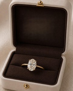 Bague de fiançailles en diamant ovale de 2,0 carats cultivé en laboratoire, solitaire E/VVS2, or fait main, certifié IGI - Product Image 4