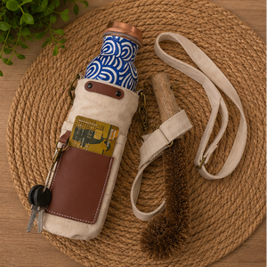 Bouteille en cuivre Heritage Blue Wave avec étui en toile – Écologique, portable, multi-usage, pour la maison, avec dessous de verre et couvercles - Product Image 1