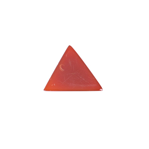 พลอยออนิกซ์สีแดงธรรมชาติ 13.1 กะรัต รูปทรงสามเหลี่ยม ขนาด 22x22 มม. - Product Image 4
