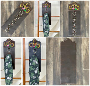 Organizador de Bufandas de Cuero Genuino Hecho a Mano para Colgar en la Pared, Estilo Rústico Occidental, con Anillas para Bufandas, Cinturones y Corbatas - Product Image 3