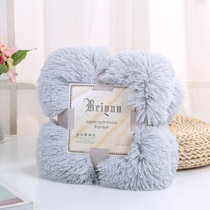 Manta de Franela Jacquard para Cama, Sofá y Viajes - Product Image 2