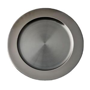Plato de Metal con Acabado Plateado Hecho a Mano con Patrón Floral Grabado, Diseño Moderno, Apto para Lavavajillas, para Fiestas - Product Image 2