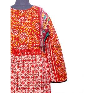 Vestido largo maxi de diseño nuevo y calidad estándar con estampado serigrafiado para mujer, a la moda, al mejor precio para exportación desde India. - Product Image 3