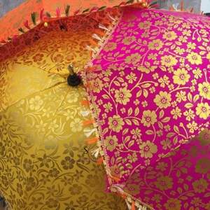 Parapluie design indien brodé à la main 100% coton Parasol mariage indien, hldi, Mehendi Décor parapluie design - Product Image 6