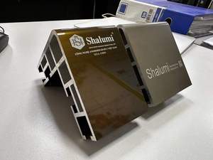 Profilé en aluminium anodisé personnalisable pour ascenseurs, série 6000, marque SHALUMI, applications de décoration, découpe, pliage, soudage - Product Image 4