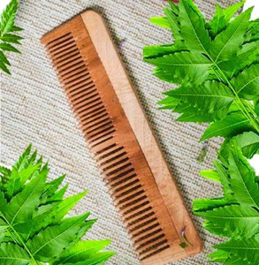 Sturdy <b>wide</b>-tooth wooden <b>comb</b> built with a solid grip handle for detangling, available at wholesale prices. - Product Image 2