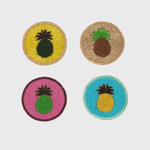 Sous-verres brodés faits main élégants et perlés pour la décoration de table, accessoires de maison et collection de cadeaux - Product Image 1
