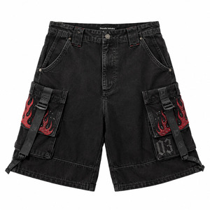 Shorts cargo Y2K noirs délavés personnalisés pour hommes, style streetwear ample en denim avec appliqués flamme rouge, strass et sangles en sangle. - Product Image 3