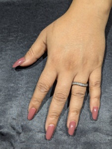 Anillo de eternidad con ondas de diamantes naturales estilo victoriano REYES en plata de ley 925, joyería fina personalizada para mujer - Product Image 5