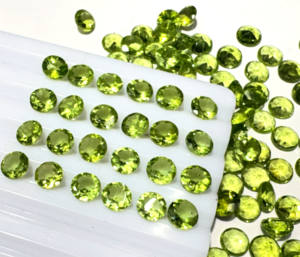 Pierres précieuses vertes naturelles de péridot, taille brillante, polies, certifiées par un tiers, 5 mm, 0,1-1 carat, en vrac, taille personnalisée, pierres non montées - Product Image 6