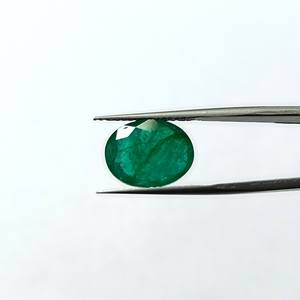 Esmeralda Octogonal Verde de 7.61 Quilates de Zambia, Grado Ratti 8.25 - Product Image 2