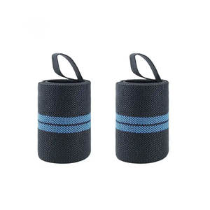 Muñequeras con Presilla para el Pulgar para Mayor Agarre, Muñequeras de Compresión para Levantamiento de Pesas y Entrenamiento - Product Image 2