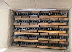 Dalles de terrasse contemporaines en bois d'acacia antidérapantes à emboîtement - Product Image 4