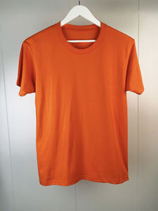 T-shirt en coton uni pour homme, tissu doux, manches courtes, col rond, confortable, vêtement décontracté pour impression en gros - Product Image 2