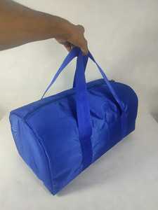 Bolsa de Lona Azul Rey de Poliéster con Cierre de Cremallera, Bolsa Deportiva de Viaje Resistente con Asas de Cinta Reforzada - Product Image 4