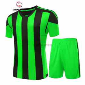 Uniformes de Fútbol para Jóvenes, Conjuntos Personalizados de Camisetas de Fútbol para Hombre, Proveedor de Equipaciones de Fútbol Completas en Pakistán - Product Image 2