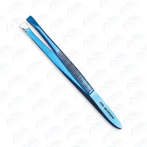 Pinzas para Cejas de Acero Inoxidable con Logotipo Personalizado al por Mayor, Pinzas Profesionales Inclinadas para Dar Forma a las Cejas y las Pestañas - Product Image 4