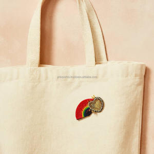 เข็มกลัดรูปหัวใจสีรุ้งประดับลูกปัดโลหะผสมชุบเงิน ปักด้วยลูกปัดเม็ดเล็ก สำหรับติดเสื้อแจ็คเก็ต กระเป๋า รับสั่งทำขายส่ง - Product Image 4