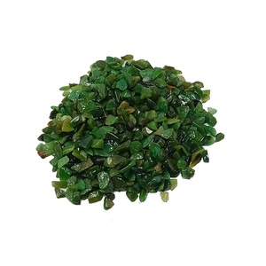 หยกคริสตัลสีเขียวขัดเงาขนาด 5-7 มม. หินธรรมชาติสำหรับบำบัดรักษา  ตกแต่งงานแต่งงานตามหลักฮวงจุ้ย - Product Image 1