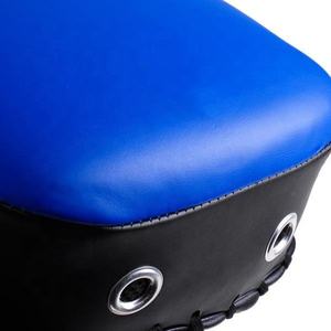 สนับแข้งแบบกำหนดเองรุ่นล่าสุดปี 2026 ขายส่ง ผลิตจากหนังสังเคราะห์ สำหรับฝึกซ้อมมวย MMA คิกบ็อกซิ่ง มวยไทย - Product Image 2