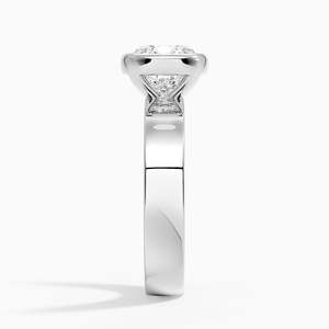 Bague solitaire en diamant taille coussin en or blanc 10 carats, sertie à griffes, certifiée IGI, bijou d'anniversaire - Product Image 4