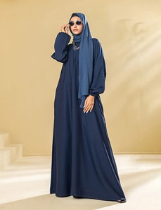 Ensemble Abaya Quotidien pour Femmes Musulmanes SAPPHIRE SERENITY, Style Saoudien, Couleur Unie, Manches Longues, Longueur au Sol, Coupe Droite, Modeste, Couverture Complète - Product Image 2