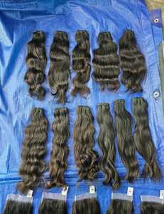 Lots de Cheveux Indiens Bouclés Naturels 100% Cheveux Humains Vierges Texture Naturelle Douce et Volumineuse Cheveux Non Traités - Product Image 3
