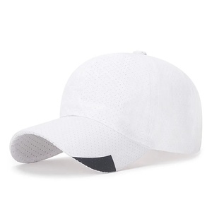 Gorra de Béisbol Vintage de Mezclilla PU Impermeable y Transpirable con 4 Paneles de Malla, Cierre a Presión, Logotipo Personalizado Bordado, para Senderismo y Pesca al Aire Libre - Product Image 1