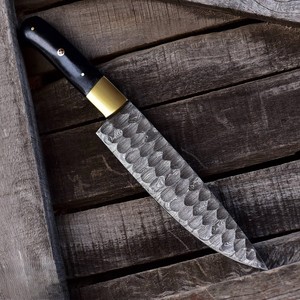 Cuchillo de Chef Moderno Hecho a Mano, Extra Afilado, Hoja de Acero de Damasco Forjado de 8 Pulgadas de Largo, Ambidiestro, 3.0 mm, Horn - Product Image 4