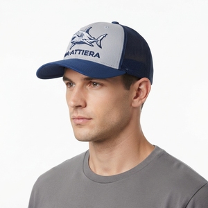 Gorra Trucker Gris Azul para Hombre con Bordado de Tiburón, Malla Trasera, Cierre a Presión, Gorra de Béisbol con Logotipo Personalizado Ajustable - Product Image 2