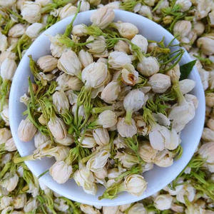 Pétalos de Jazmín Secos - Ingrediente Clave Perfecto para Mezclas de Té Floreciente, Té Saludable a Granel, Origen Vietnam, 12 Meses de Vida Útil - Product Image 3