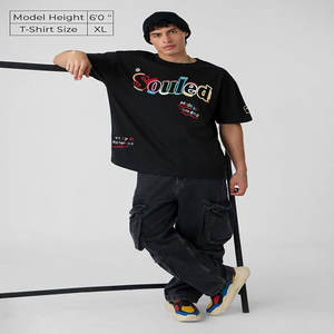 เสื้อยืดผู้ชายผ้าฝ้ายพีมา 240 กรัม ไซส์ใหญ่ สีขาวล้วน แขนสั้น ทรงหลวม ไหล่ตก ผ้าฝ้าย 100% โลโก้ด้านหน้า ดีไซน์เรียบ - Product Image 1