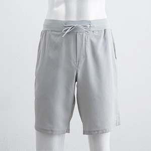 Pantalones cortos de alto rendimiento. Franjas laterales deportivas y detalles en contraste para un estilo llamativo. aparición atlética profesional. - Product Image 6