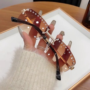 Gafas de Sol Unisex de Moda 2024, Vintage, Pequeñas, Cuadradas, Sin Montura, Lentes de PC UV400 Azul Verde, Polígono Gris Degradado, Diamante, Lujo, Hip - Product Image 2