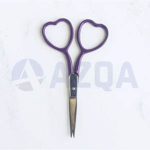 Tijeras de Bordado Profesionales de Acero Inoxidable con Mango en Forma de Corazón para Costura, Manualidades y Corte de Hilo - Product Image 5