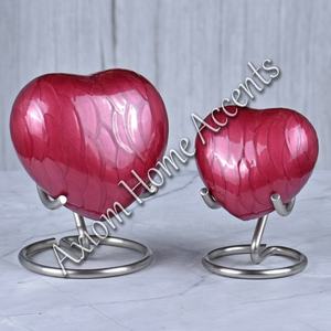 โกศเผาศพสัตว์เลี้ยงสุดหรูพร้อมการแกะสลักที่หรูหราและการอุทธรณ์เหนือกาลเวลาสำหรับการเคารพสัตว์เลี้ยงโดยสัจพจน์ของตกแต่งบ้าน - Product Image 4