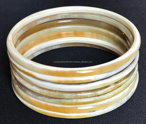 ชุดกำไลเขาวัว7ชิ้นทันสมัยเครื่องประดับขัดเงาสวยงามสำหรับผู้หญิงและผู้หญิงปรับขนาดได้ - Product Image 6