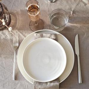 Ensemble de couverts professionnels en acier inoxydable finition argentée, idéal pour les événements de restauration et le service en restaurant, vente en gros depuis l'Inde - Product Image 2