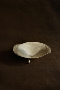 Bol décoratif en métal de qualité supérieure, idéal pour les pétales de fleurs, centre de table élégant pour la table à manger et la décoration de la maison, vente en gros depuis l'Inde - Product Image 2