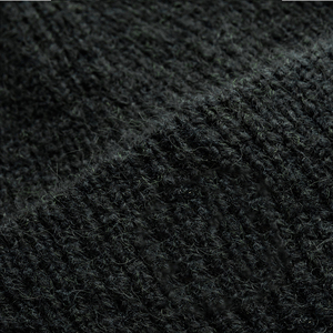 ODM Wholesales Manufacturer Solid Color Leather Patch Unisex Acrylic Winter Warm Suitable Head Wear Folded Custom Beanie Hats - Product Image 3