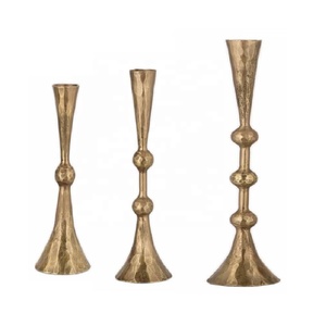 3 bougeoirs de Noël en aluminium faits à la main en forme d'arc doré pour la décoration de salon, centre de table, présentoir de bougies piliers, consoles - Product Image 5