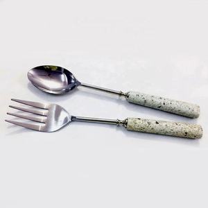 Nouveau look ensemble de fourchettes en argent en acier inoxydable avec un design en bois moderne, ensemble de fourchettes royal de haute qualité pour mariage - Product Image 4