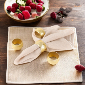 Vente en gros Nouveau fini doré Rond de serviette Meilleure vaisselle Vaisselle Porte-serviettes en métal massif Design royal Décoration d'intérieur - Product Image 4