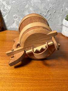 Mug à vin en bois naturel avec poignée et couvercle, qualité supérieure, produit en bois fait main poli, tasse la plus vendue à prix avantageux - Product Image 3