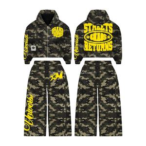 ชุดวอร์มแบบมีฮู้ดซิป ผ้าฝรั่งเศสเทอร์รี่ 100% ผ้าฝ้ายเนื้อหนา ปักลายโลโก้ด้วยเทคนิคแอพพลิเค  ตกแต่งด้วยคริสตัล  พร้อมกางเกงขายาวมีเชือกผูกเอว  ลาย Acid Wish - Product Image 1