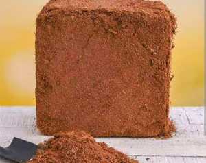 Bloque de Fibra de Coco Natural, Biodegradable, Ligero y Ecológico para Mejorar el Suelo y el Cultivo de Plantas - Product Image 3