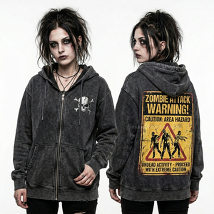 Sudadera con capucha negra con cremallera y lavado ácido personalizado, con gráfico detallado de cara de zombie y logotipo de bioquedera en el pecho, estilo chaqueta de moda de terror - Product Image 2