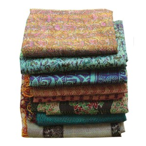 Elegante Bufanda de Seda Kantha, Chal de Seda Bordado a Mano, Accesorio de Moda Tradicional, Estilo Chic para Bodas, Fiestas y Eventos Festivos - Product Image 3