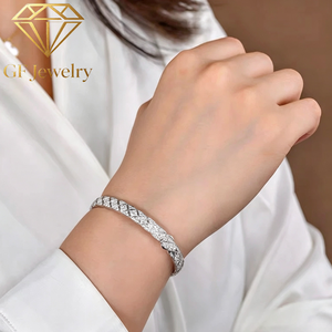 กำไลข้อมือเพชรทรงข้าวหลามตัด 14K ทองคำขาว ประดับเพชรแล็บโกรว์ ดีไซน์หรูหรา ประดับเพชรเต็มวง สำหรับผู้หญิง - Product Image 5