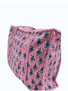 Petit sac fourre-tout rose à fleurs fait main avec fermeture éclair |   Sac à bandoulière en coton matelassé de haute qualité |   Sac fourre-tout de voyage décontracté à fleurs pour femmes - Product Image 2